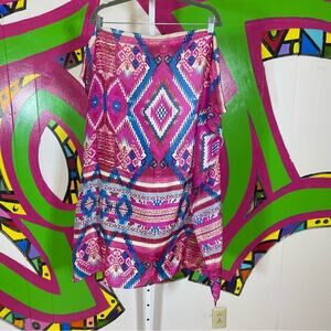 Western Themed Silky Neck Tie, 33" by 34". In excellent condition!